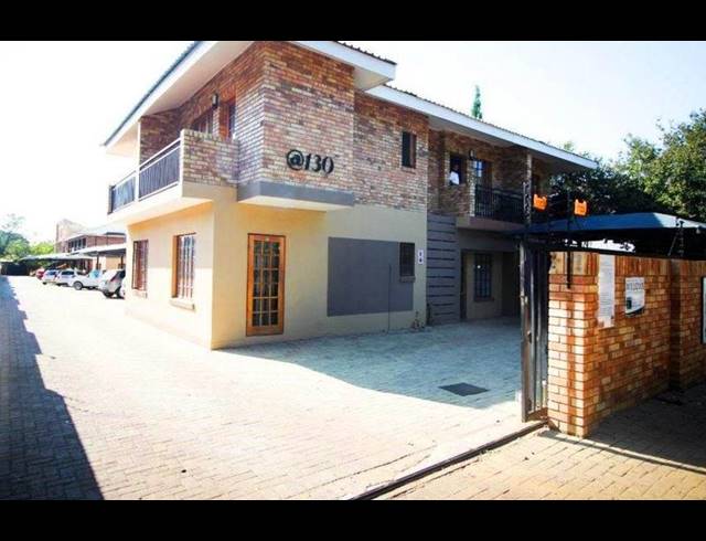 2 BEDROOM PROPERTY TO RENT IN DIE BULT